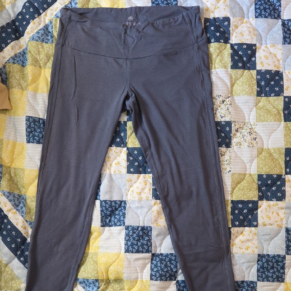 Free Fly Apparel Bamboo Gray Leggings